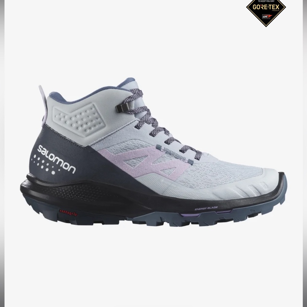Like new- Women Solomon Outpulsr GTX Size 9